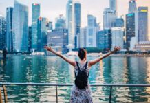 Top 5 Tips for Expats Moving to Singapore ─ From Housing to Culture