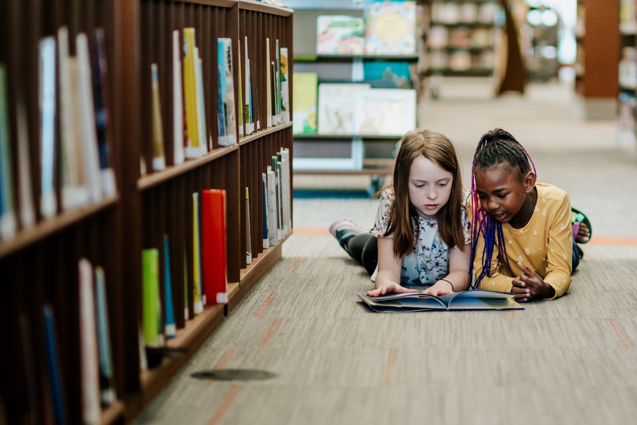 Expanding Young Minds ─ The Best Books for Year 8 Students